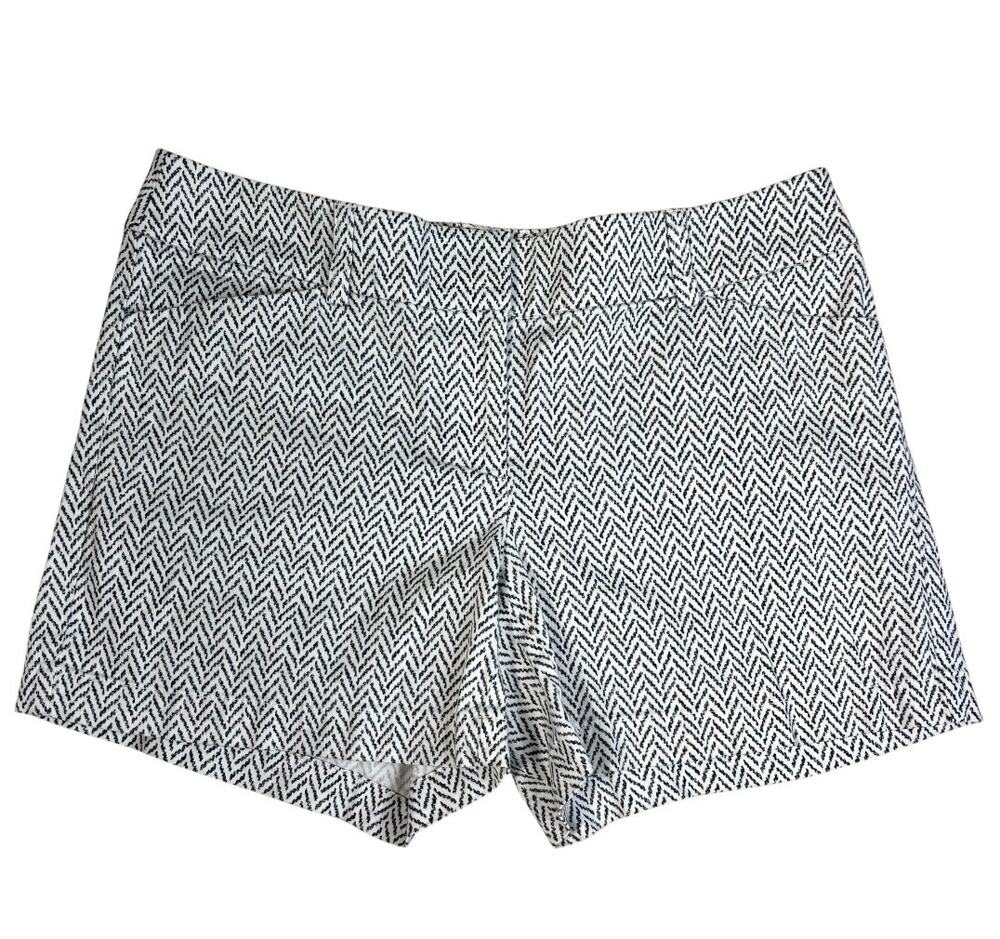 WHITE HOUSE BLACK MARKET WOMEN'S DRESS SHORTS SIZE 6